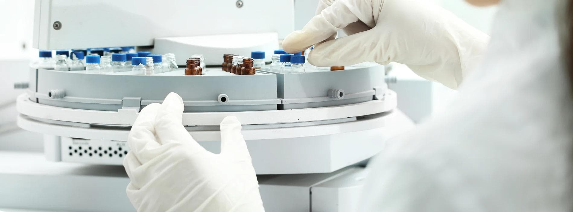 Chemistry Course in Cambridge for Ages 16–18