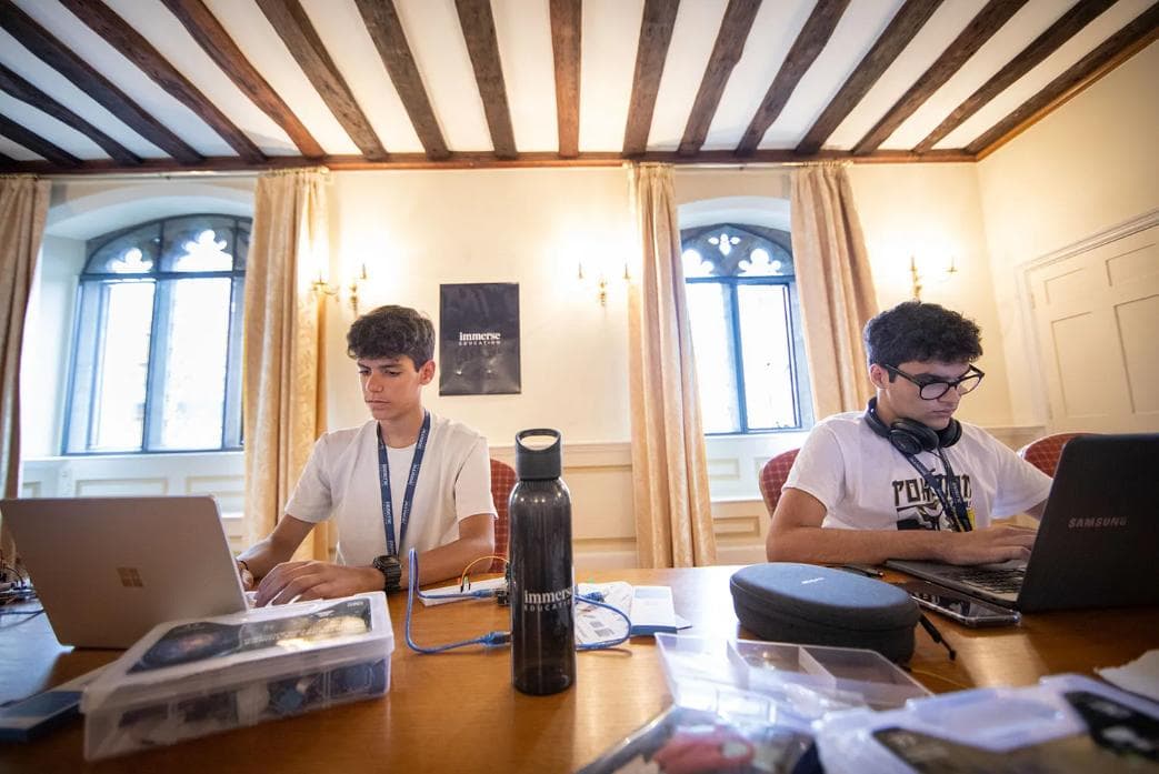 Software Development &amp; AI Singapore Summer Course for Teens
