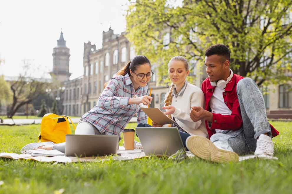 Summer School Visas 2023 An Essential Guide