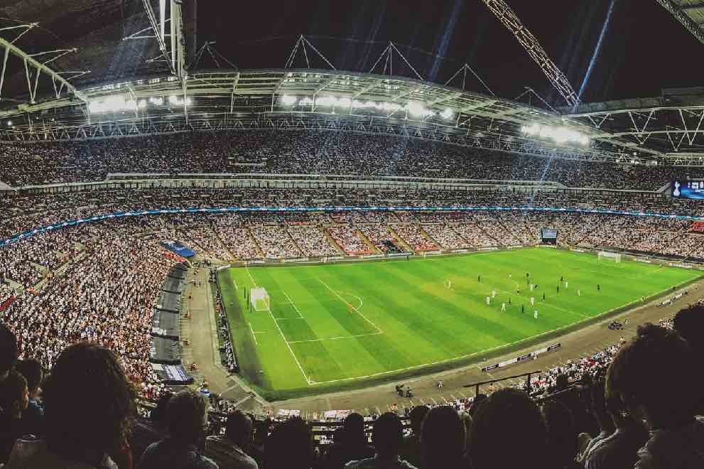 Discover Football And English With Bucksmore Education This Summer