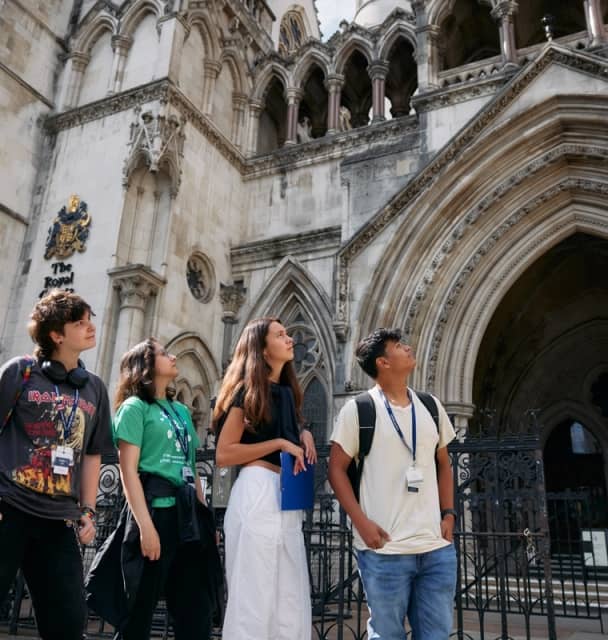 Law & Politics Summer Course in London for Ages 16–18