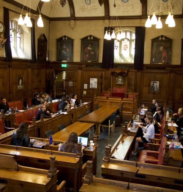 Law & Politics Summer Course in Oxford for Teens 16–18