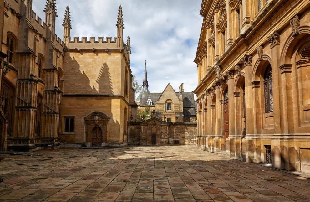 View of the Bodleian Library, part of the University of Oxford, an Oxford Summer school host venue