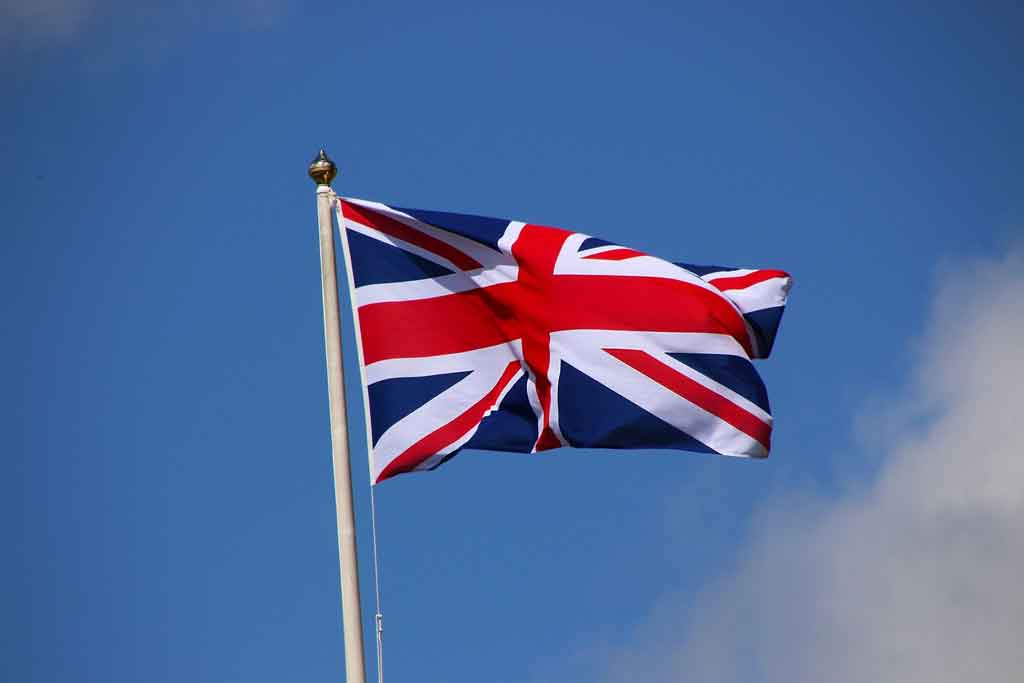 ENG4U Canadian Credit in Cambridge for Ages 14–18