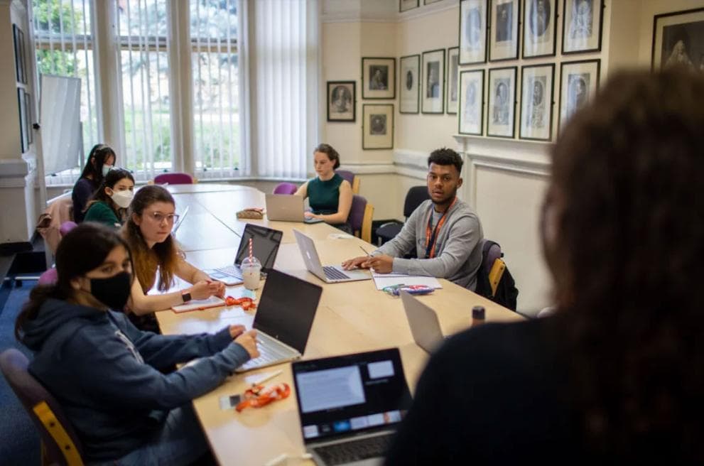 Neuroscience Summer Course in Cambridge for Ages 16–17