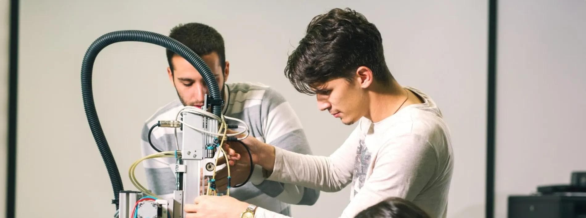 Engineering Summer Course in Sydney for Teens 16-18