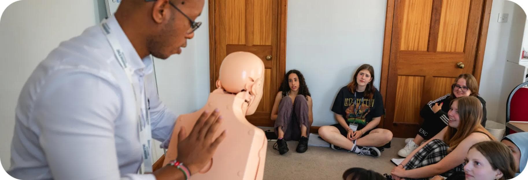 Medicine in Toronto Summer Course for Ages 15–18