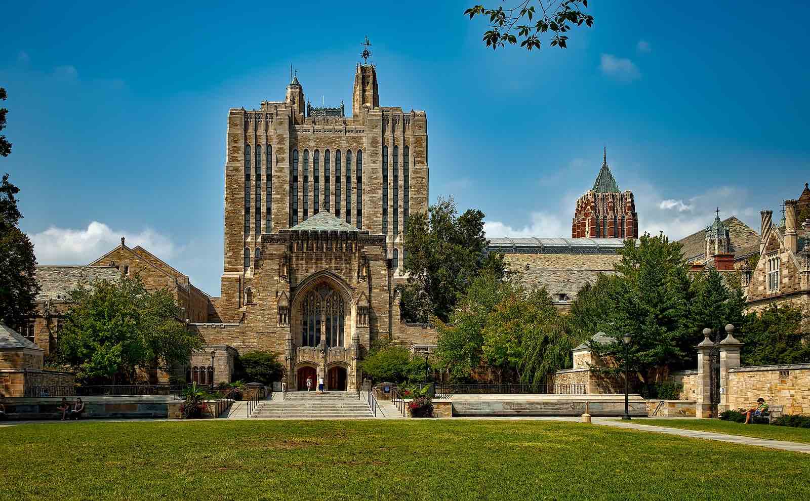 Yale Campus Oxford Summer Courses Guide 2024