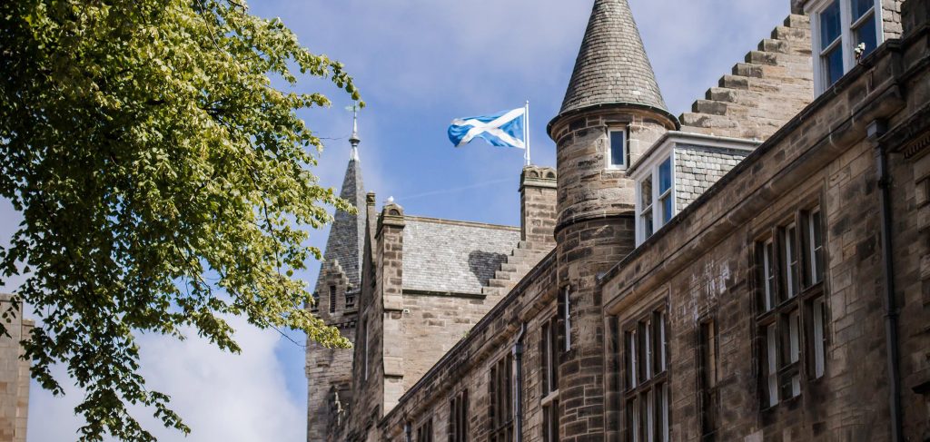 St Andrews Summer School For Ages 13-18 summer school