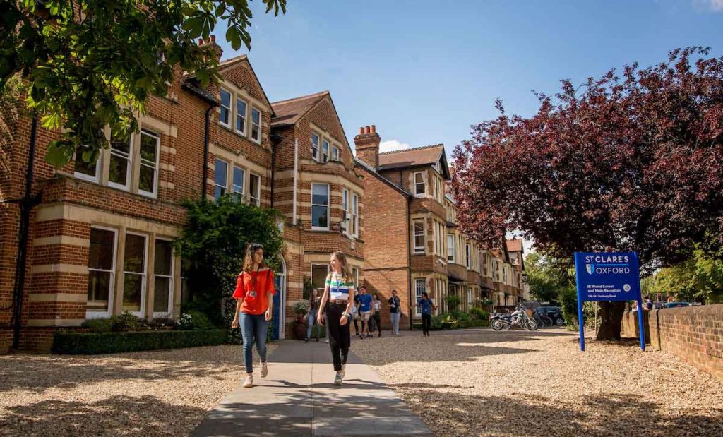 Oxford Summer Language Programmes for Adults summer school