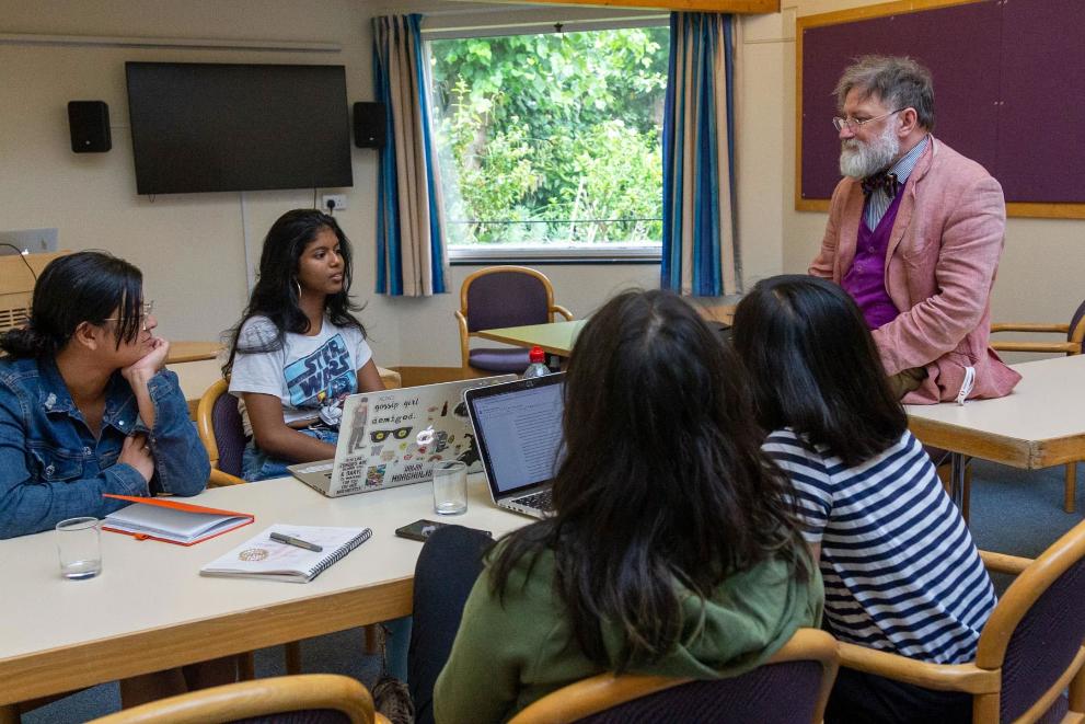 Story Explorers (9-10 years old) summer course