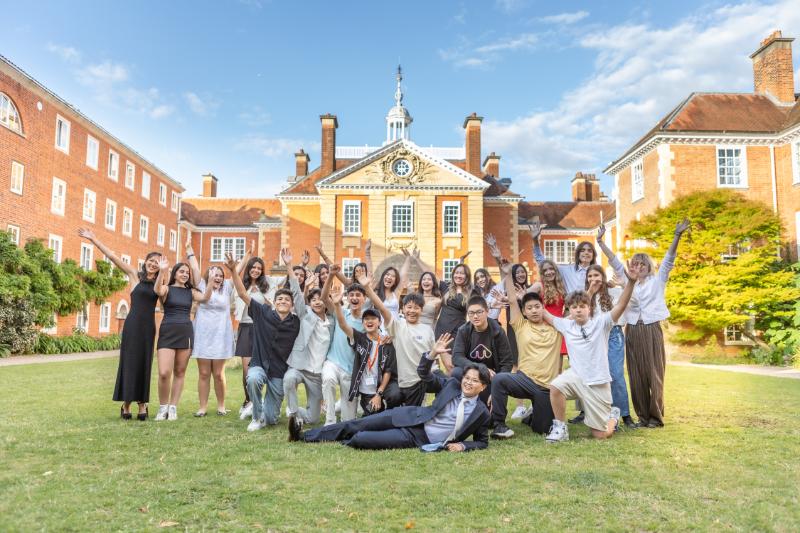 Authentic Oxford & Cambridge Experience for High School Students