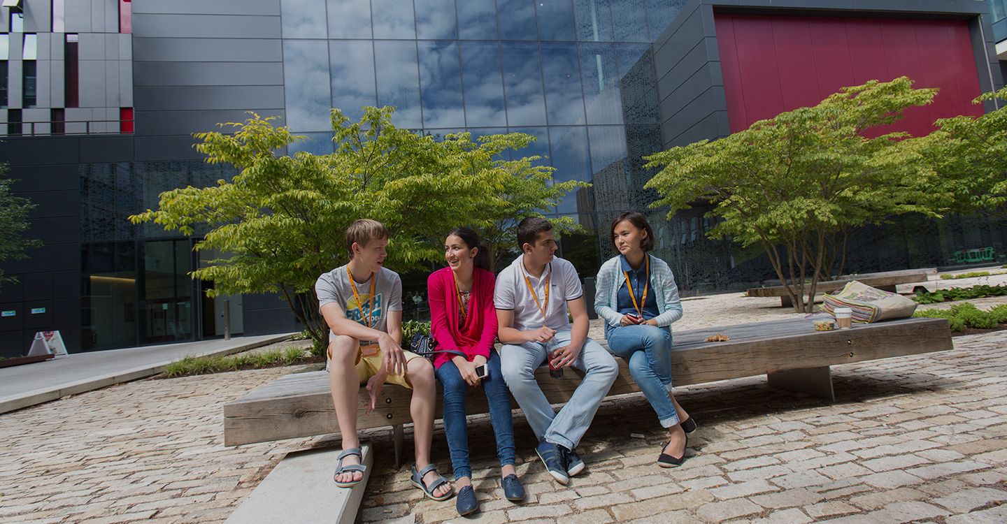 Making Friends Fast: A Guide to Building Connections at Summer Camp