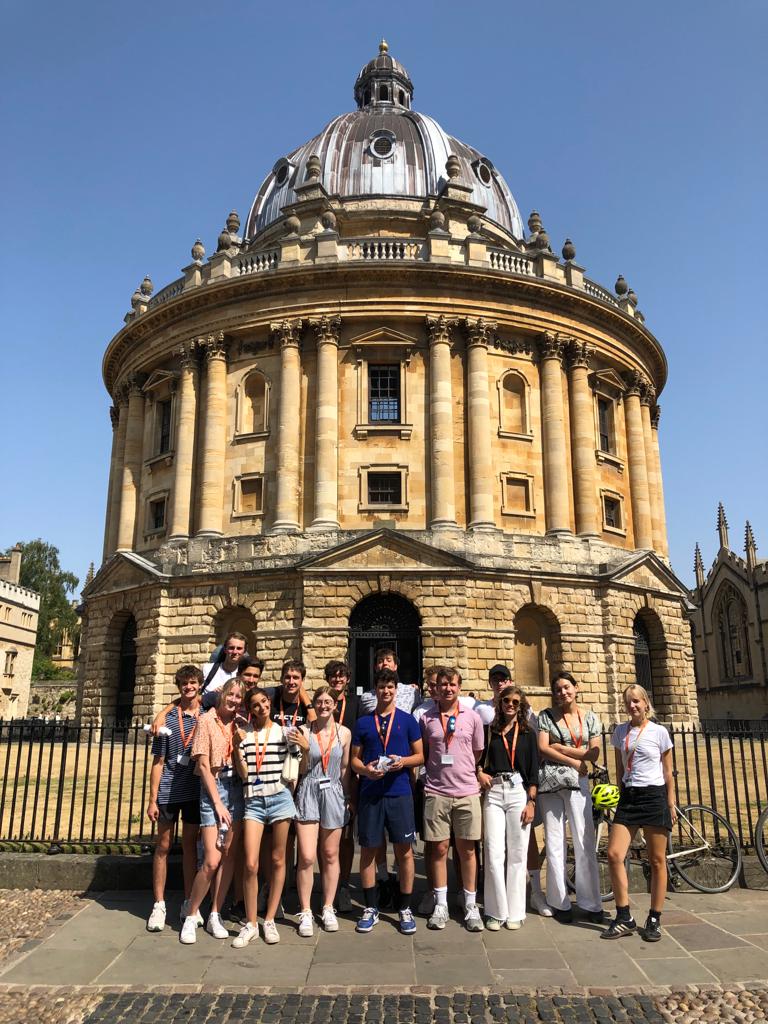 Course hero background